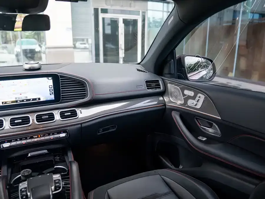 Mercedes-Benz GLE Coupe AMG Mercedes-Benz GLE Coupe AMG 2022 AMG GLE 53 4MATIC+ Coupe SUV 2022 — миниатюра 5