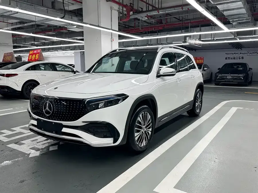 Mercedes-Benz EQB 2026