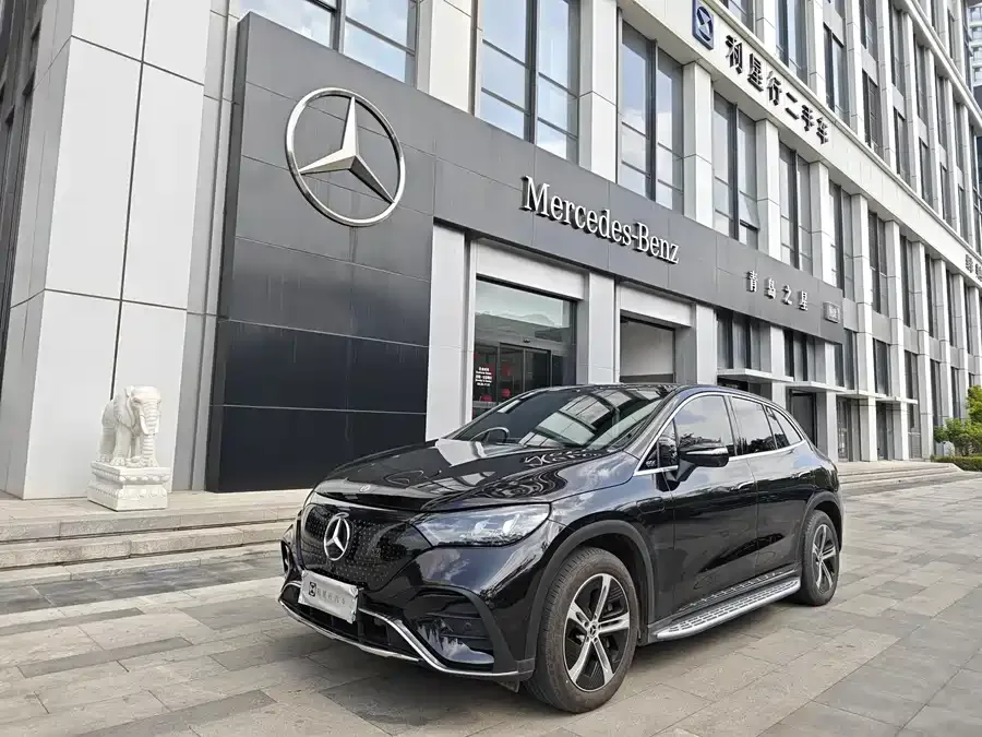 Mercedes-Benz EQE SUV 2025