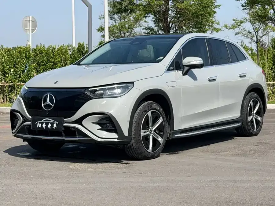 Mercedes-Benz EQE SUV 2025