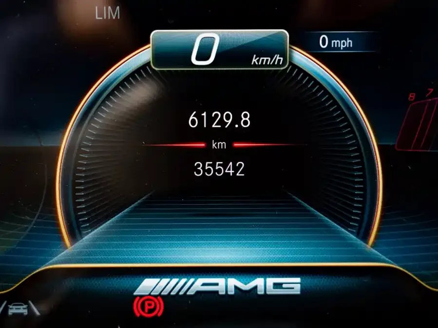Mercedes-Benz GLA AMG Mercedes-Benz GLA AMG 2023 AMG GLA 35 4MATIC 2023 — миниатюра 5