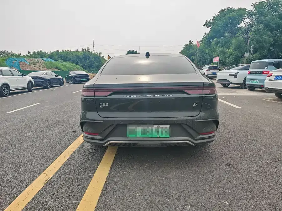 BYD Second-hand Han 2025 EV Smart Driving Edition 506KM Premium Edition 2025 — миниатюра 2
