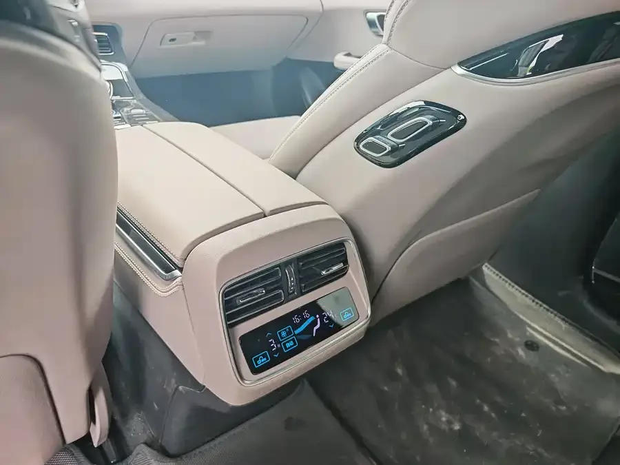 BYD Second-hand Han 2025 EV Smart Driving Edition 506KM Premium Edition 2025 — миниатюра 4