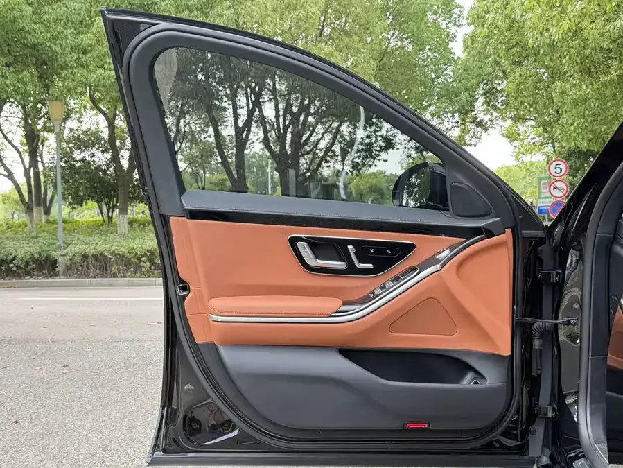 Mercedes-Benz S-Класс Mercedes-Benz S-Class 2023 facelift S 400 L business model 2023 — миниатюра 5