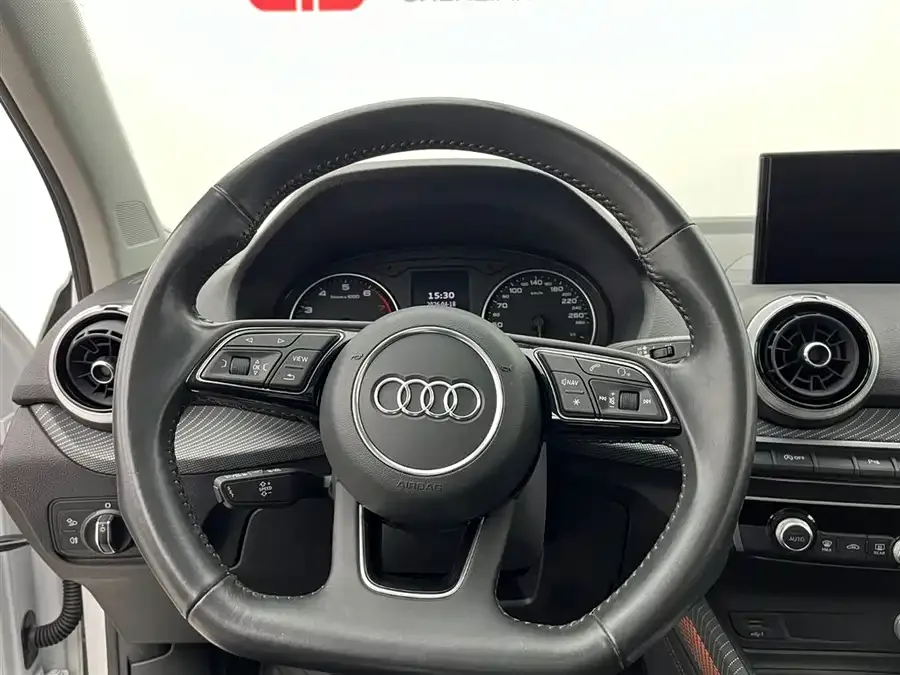 Audi Q2L 2022 35 TFSI Fashion Dynamic Edition 2022 — миниатюра 5
