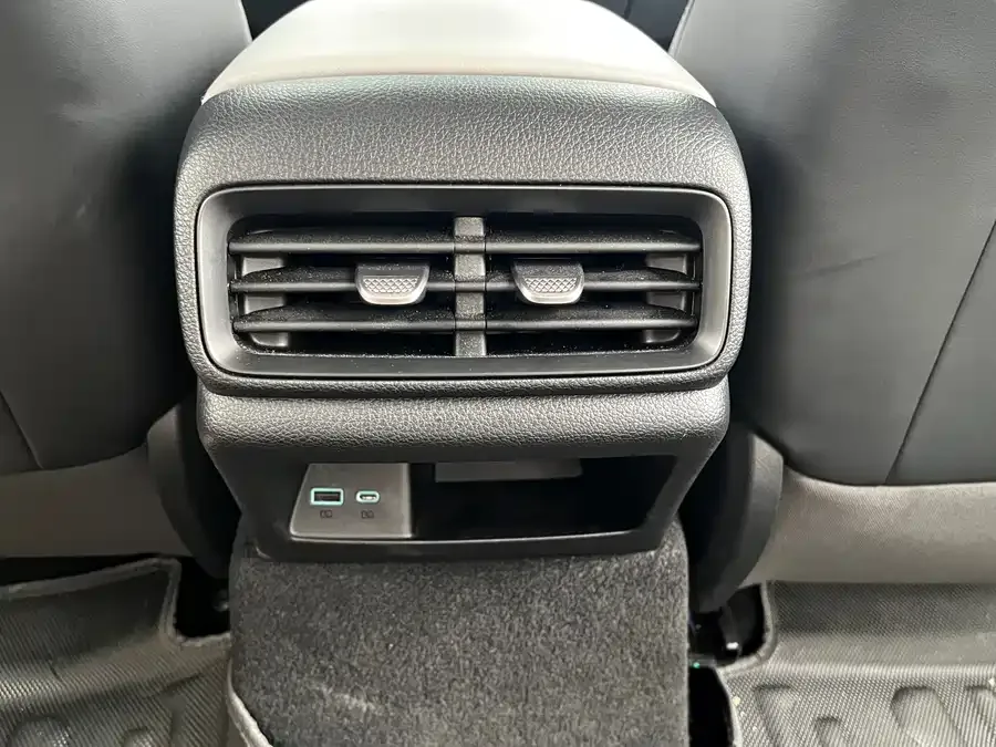 BYD seal 05 DM-i Seal 05 DM-i 2025 DM-i Intelligent Driving Edition 120KM Flagship Model 2025 — миниатюра 3