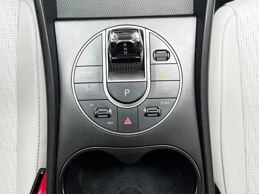 BYD seal 05 DM-i Seal 05 DM-i 2025 DM-i Intelligent Driving Edition 120KM Flagship Model 2025 — миниатюра 4