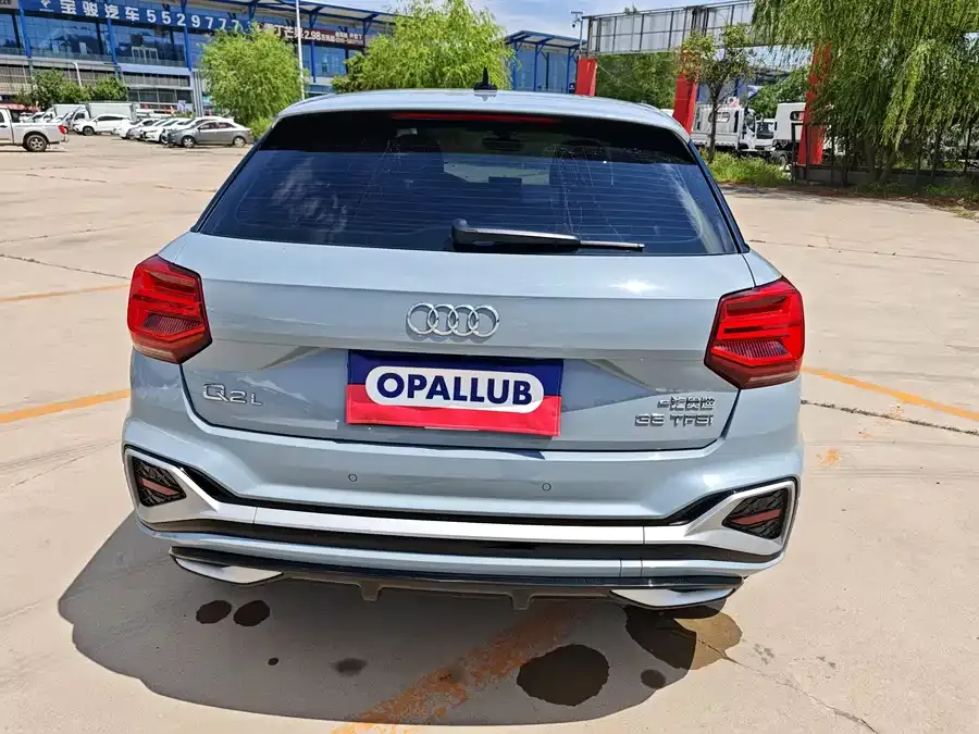 Audi Q2L 2022 35 TFSI aggressive and dynamic model 2023 — миниатюра 2