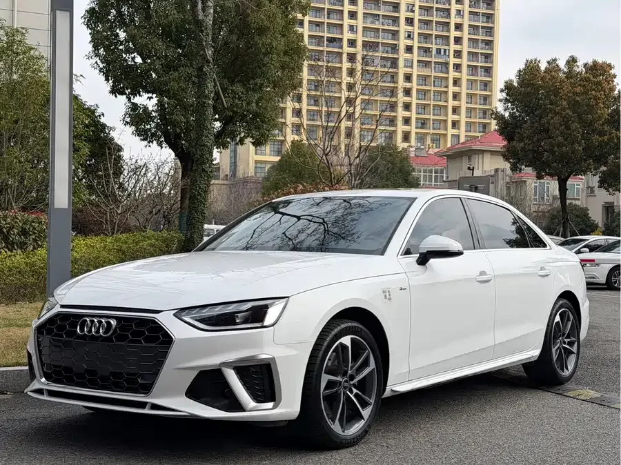 Audi a4 l 2025 2 million units Enjoyable Edition 40 TFSI Luxury Dynamic Edition 2025 — фото 1, купить с доставкой в Москву