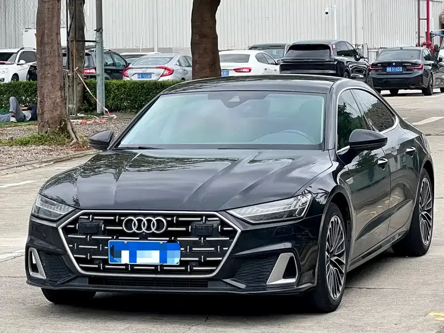 Audi A7L 2022