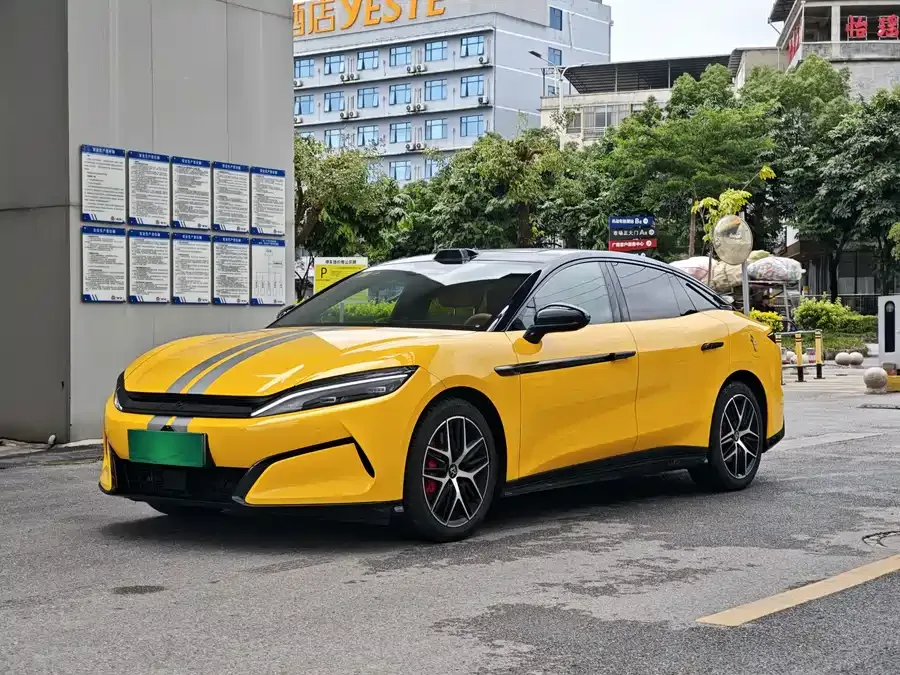 BYD Han L 2025
