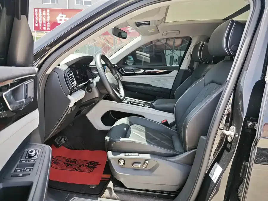 Volkswagen Teramont 2024 Touron 380TSI 4WD Luxury Edition 2024 — миниатюра 4