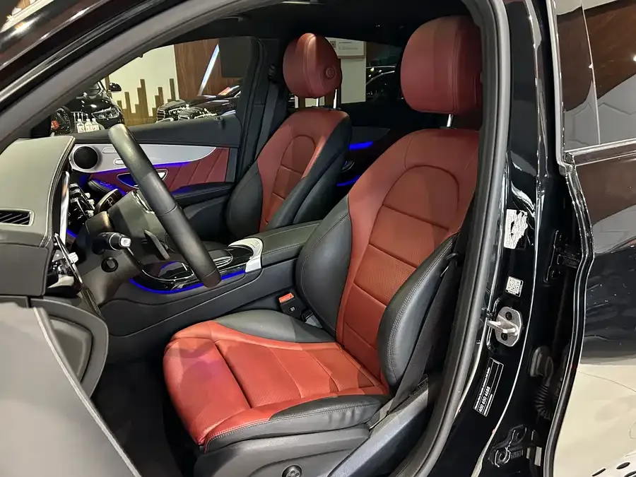 Mercedes-Benz GLC Coupe Mercedes-Benz GLC Coupe 2023 GLC 260 4MATIC Coupe SUV 2023 — миниатюра 3