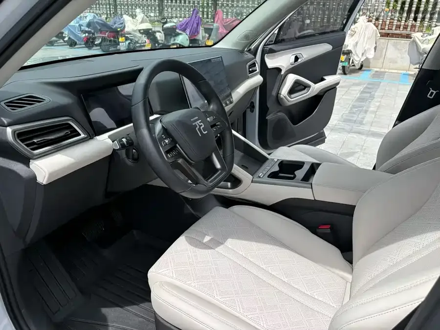 BYD Yuan Up Yuan UP 2025 Smart Driving Edition 401KM Vitality Edition 2025 — миниатюра 5