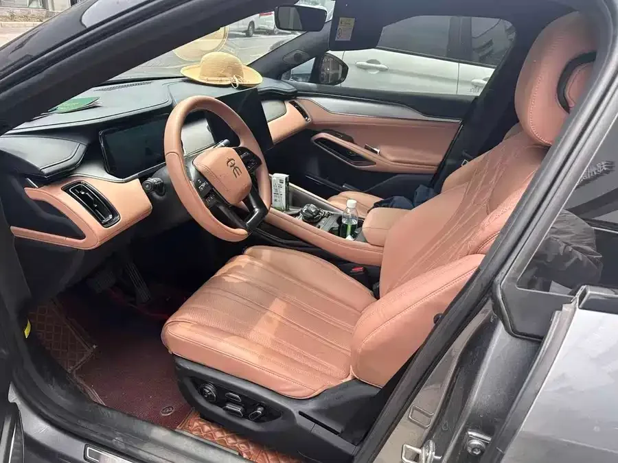 BYD Song L EV Song L EV 2024 550km Excellence Edition 2024 — миниатюра 2