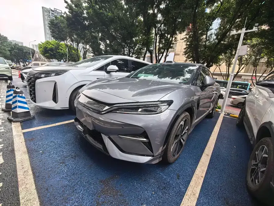 BYD Song L EV 2025