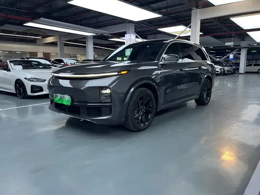 Li Xiang L8 2023