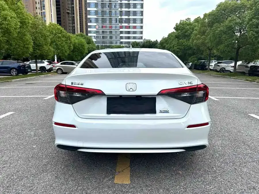 Honda CIVIC 2023 Civic 240TURBO CVT Power Edition 2022 — миниатюра 3