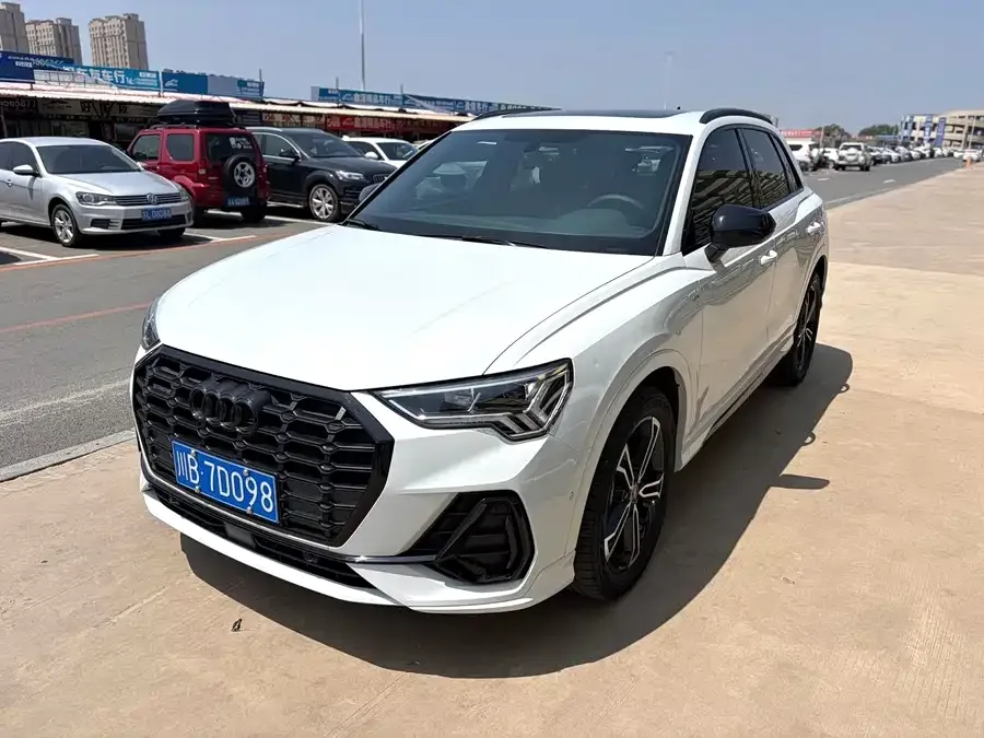 Audi Q3 2023
