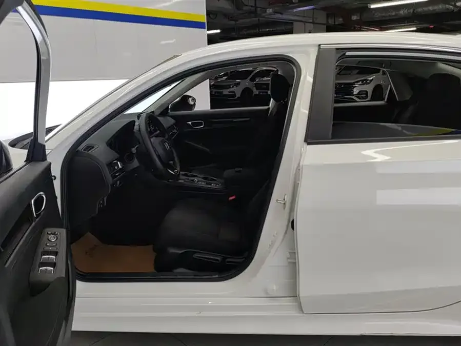 Honda Integra Stylish 2023 240TURBO CVT Leading Edition 2024 — миниатюра 3