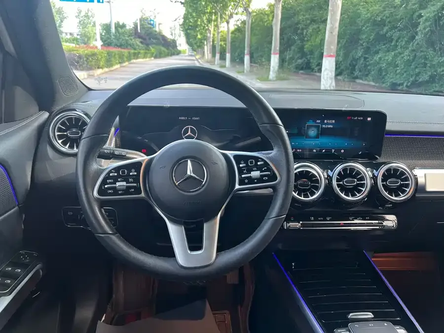 Mercedes-Benz GLB-Class Mercedes-Benz GLB 2022 GLB 180 Dynamic 2022 — миниатюра 4