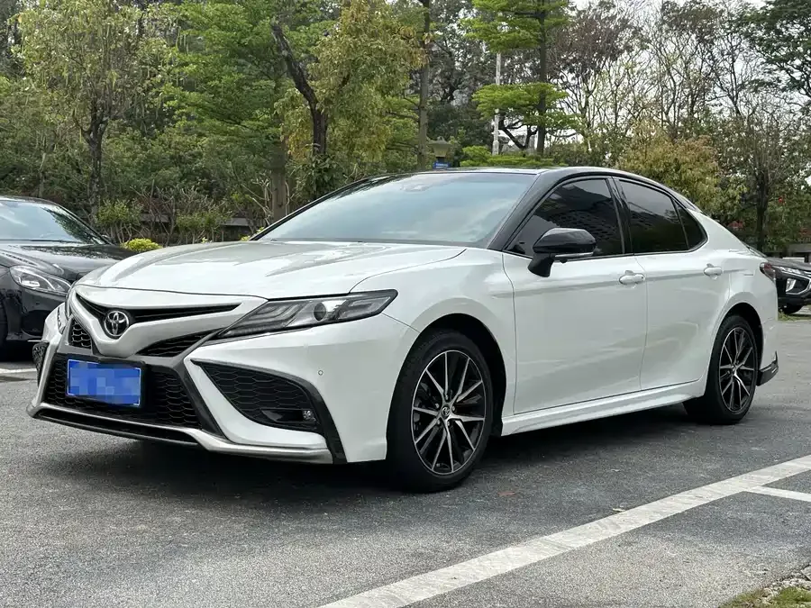Toyota Camry 2022