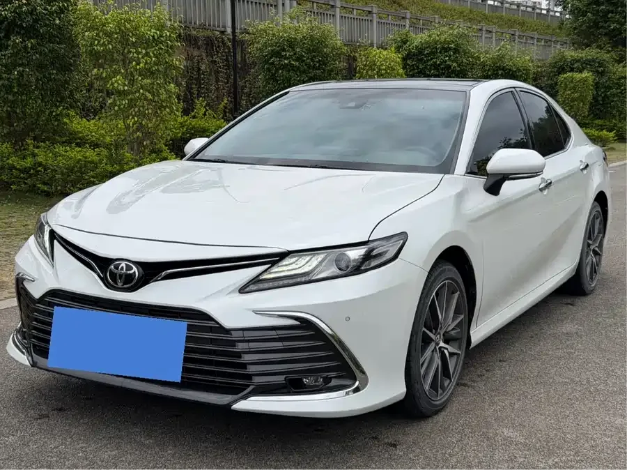 Toyota Camry 2022