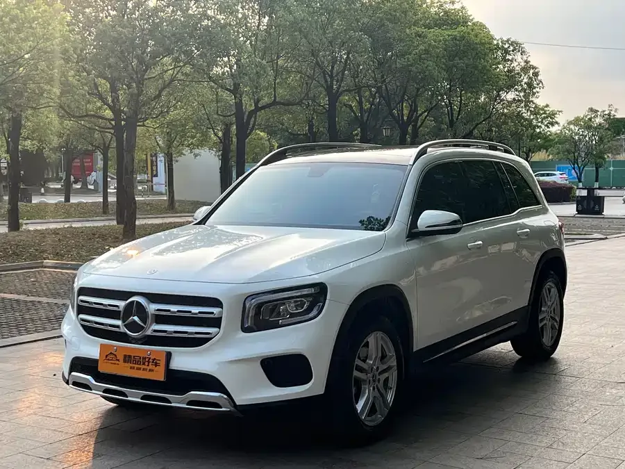 Mercedes-Benz GLB-Class 2023