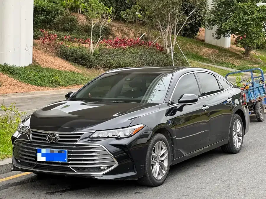 Toyota Avalon 2022