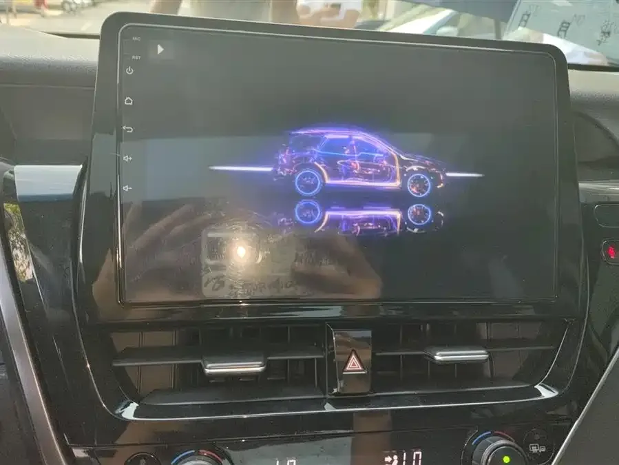 Toyota Camry Camry 2021 Dual Engine 2.5HGVP Leading Edition 2022 — миниатюра 4