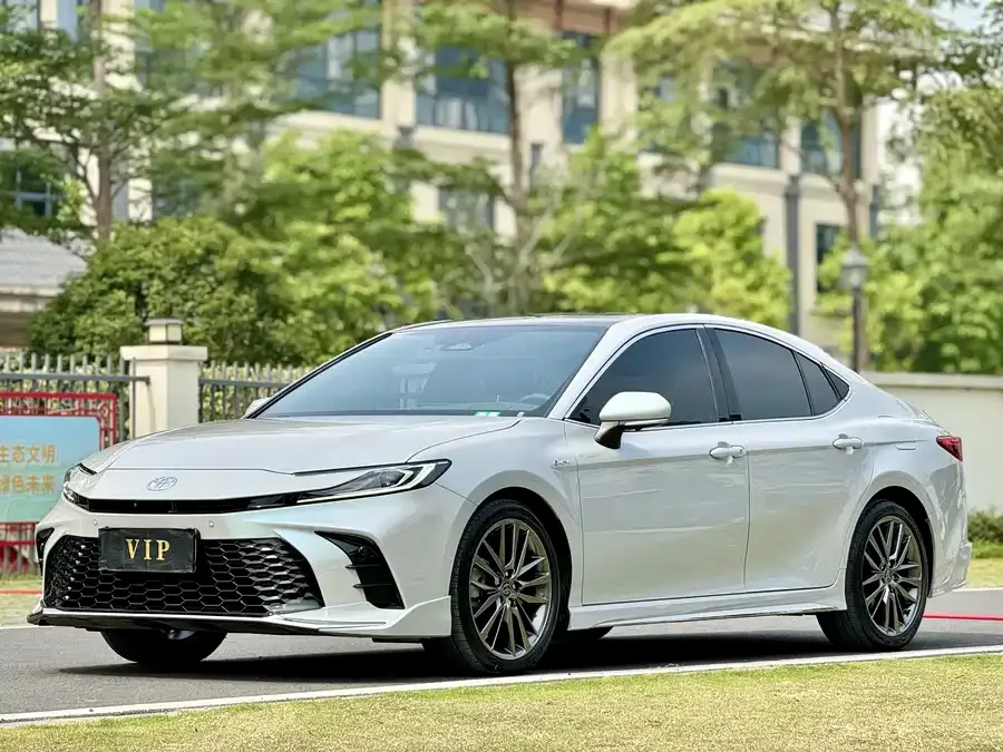 Toyota Camry 2024