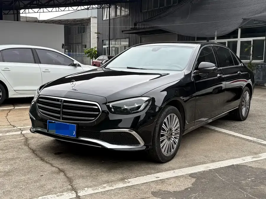 Mercedes-Benz E-Class 2023