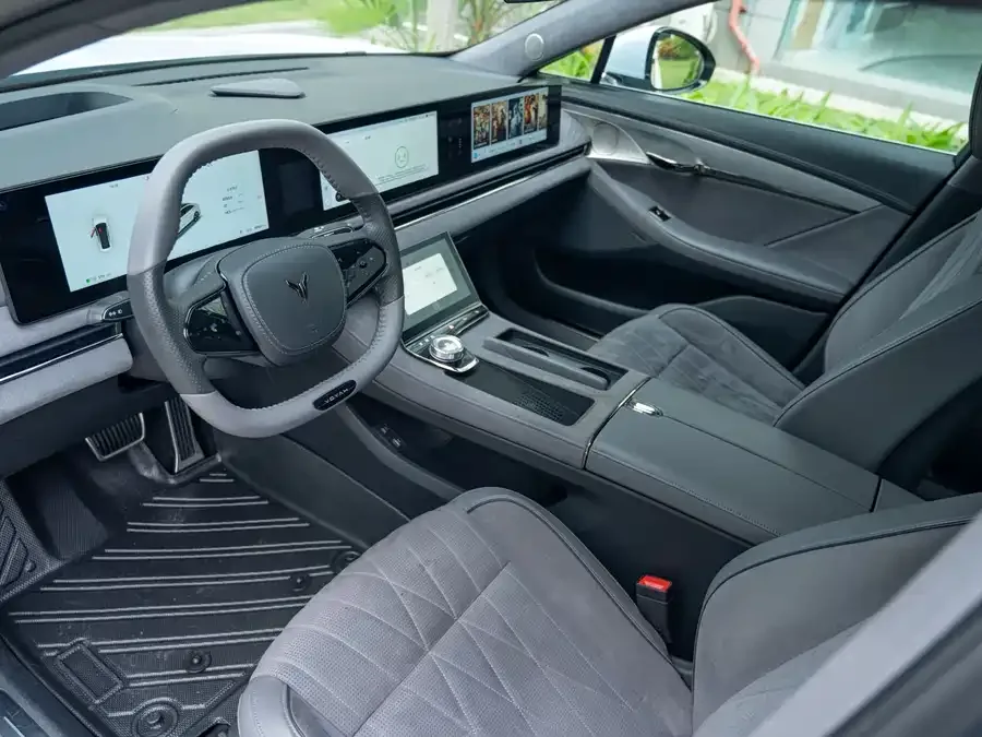 Voyah Lantu light chasing Lantu Light Chasing 2023 All-wheel Drive Flagship Edition 2024 — миниатюра 2