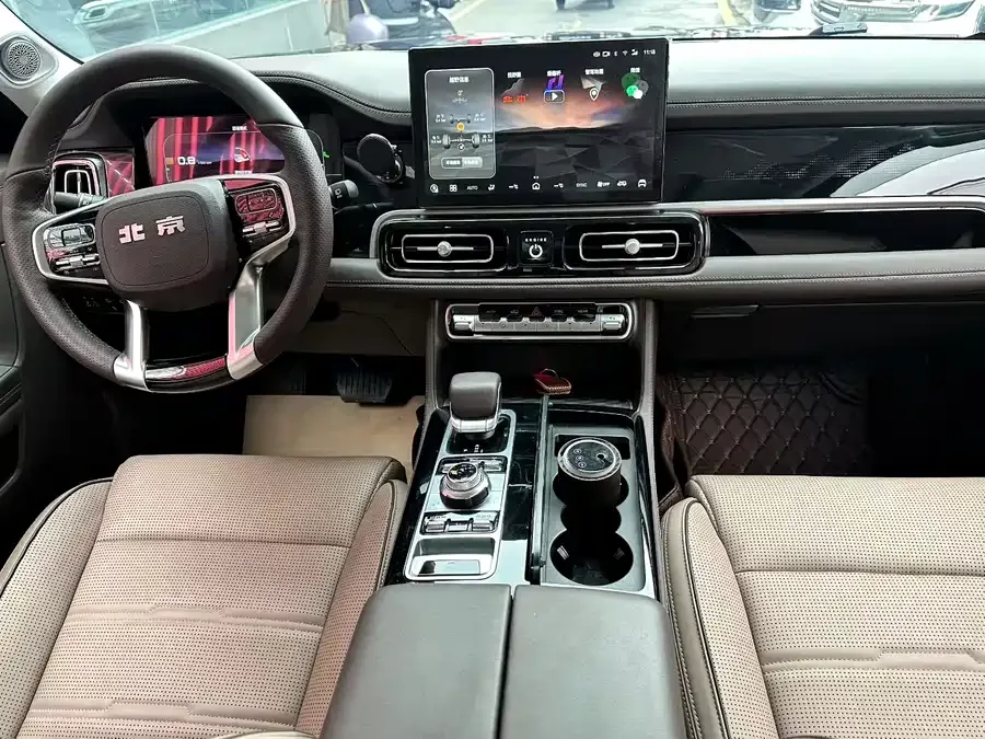 BAIC BJ60 Beijing Off-road BJ60 2023 2.0T Qianli Edition Five-seater 2023 — миниатюра 2
