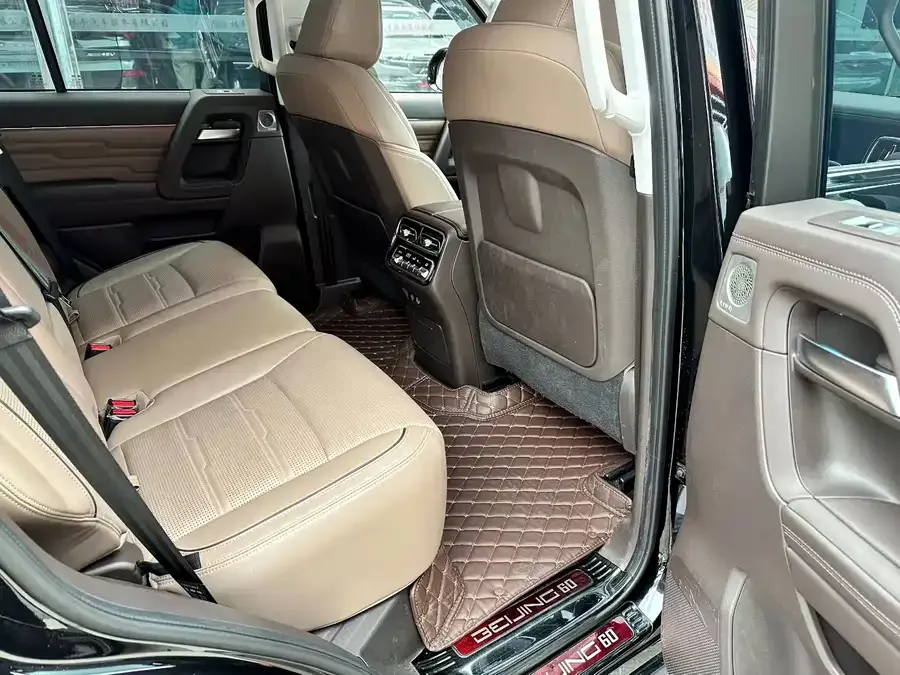 BAIC BJ60 Beijing Off-road BJ60 2023 2.0T Qianli Edition Five-seater 2023 — миниатюра 4