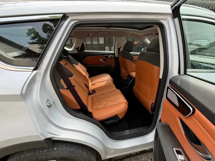 Jetour L7 Jetour Shanhai L7 2024 1.5T 120km ULTRA 7-seater 2025 — миниатюра 5