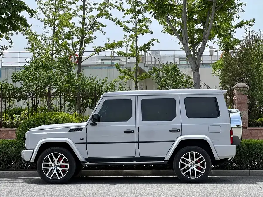 BAIC BJ80 Beijing Off-road BJ80 2020 3.0T Automatic Supreme Edition 2022 — миниатюра 4