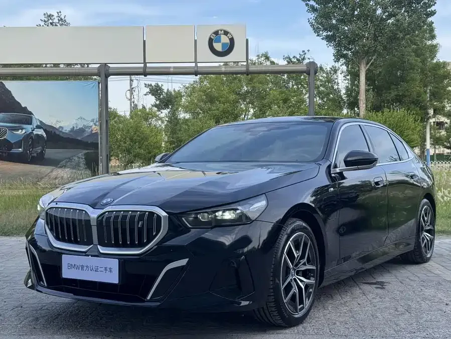 BMW i5 2024