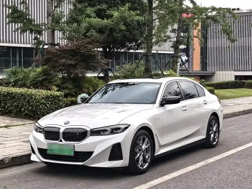 BMW i3 2023