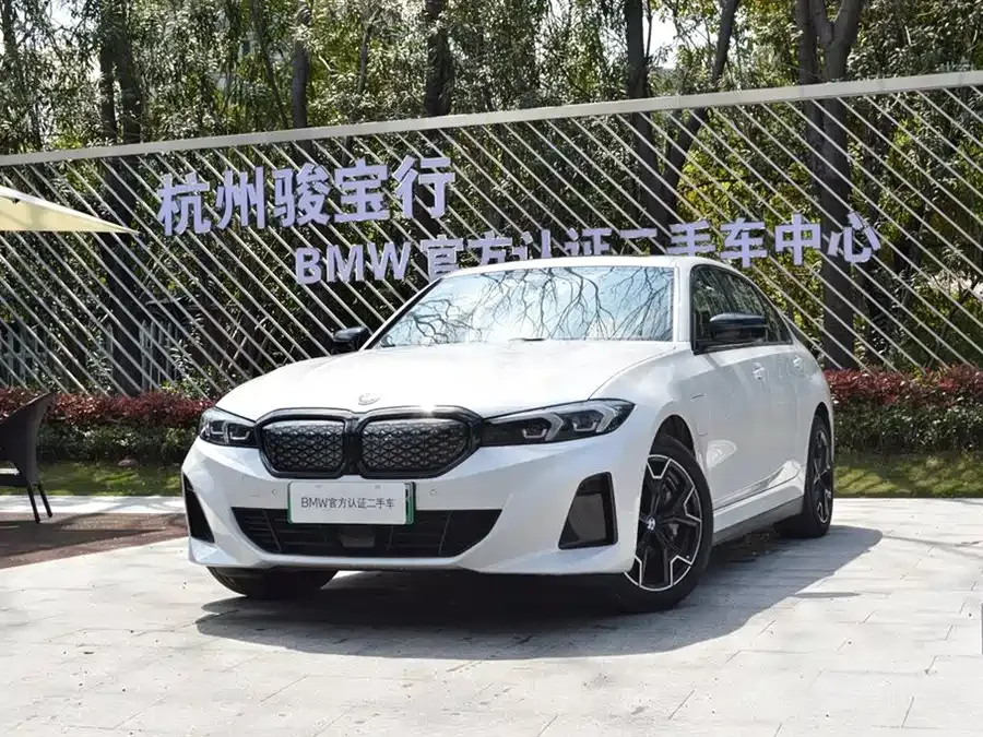 BMW i3 2025