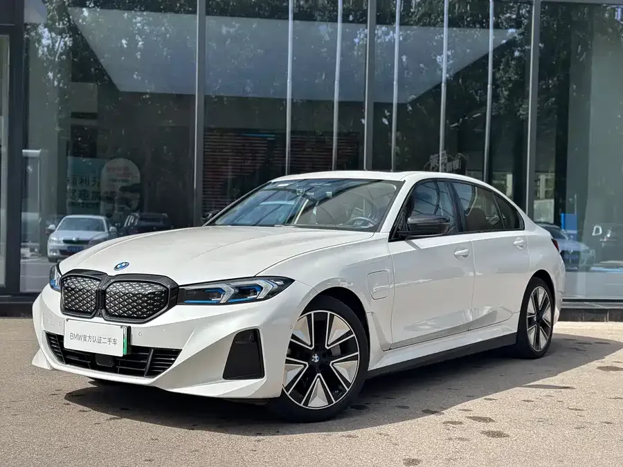 BMW i3 2024