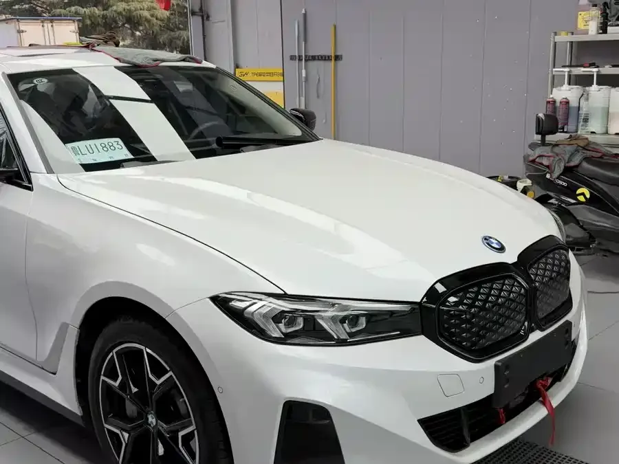 BMW i3 2024