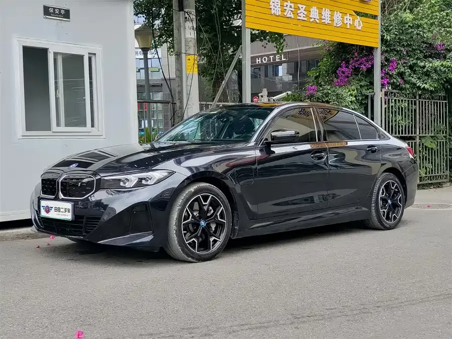 BMW i3 2023