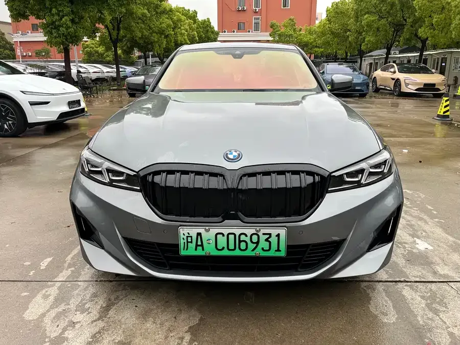 BMW i3 2023