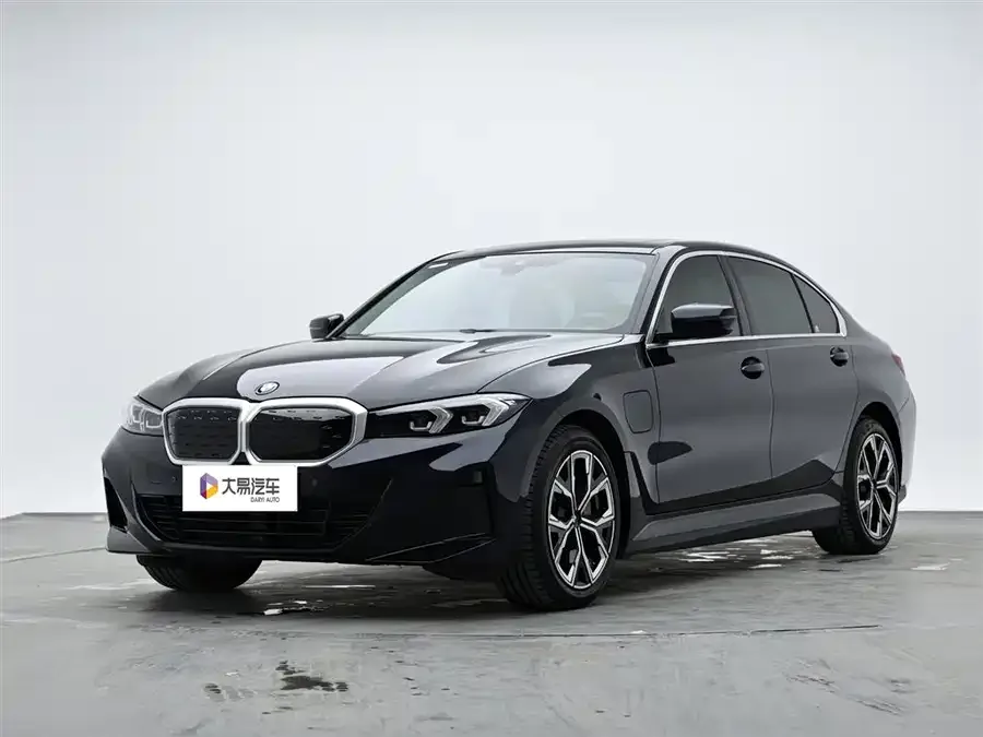 BMW i3 2023