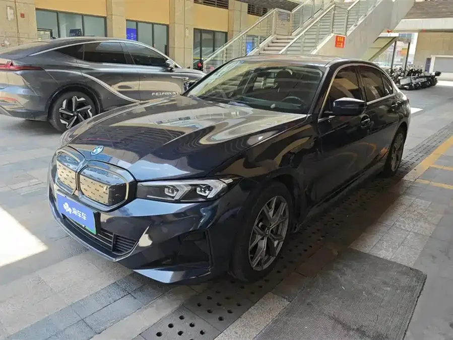 BMW i3 2023