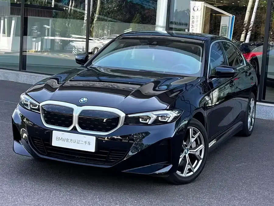 BMW i3 2024