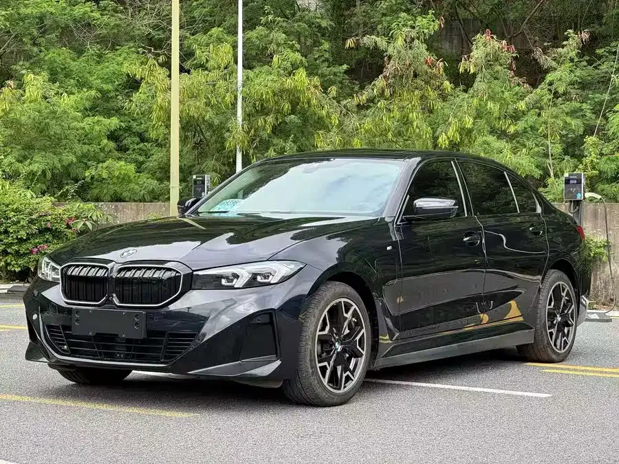 BMW i3 2024