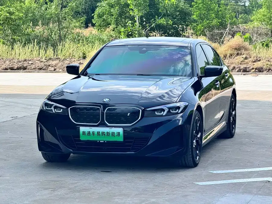 BMW i3 2023