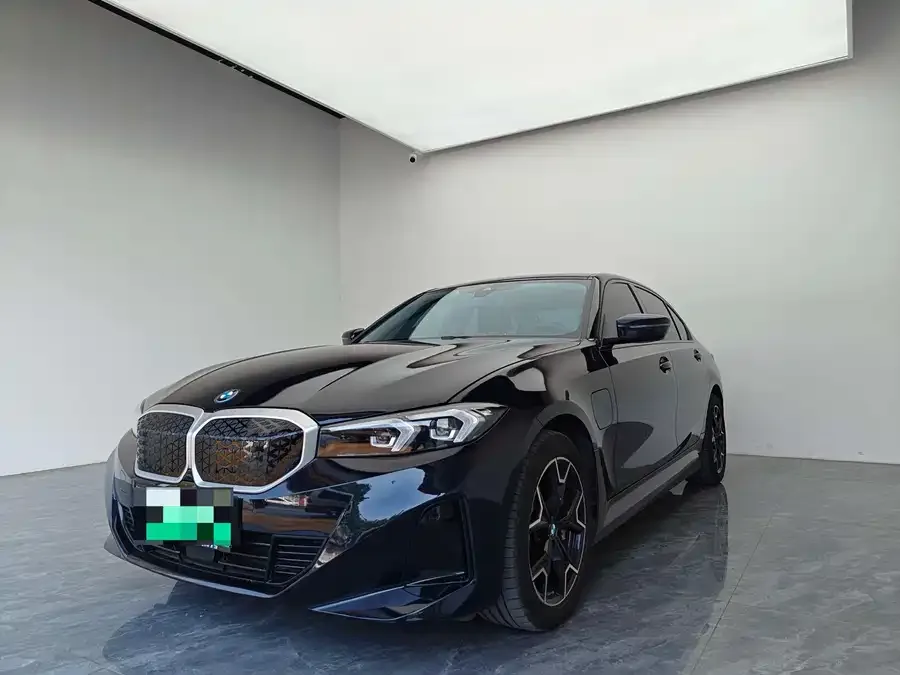 BMW i3 2025